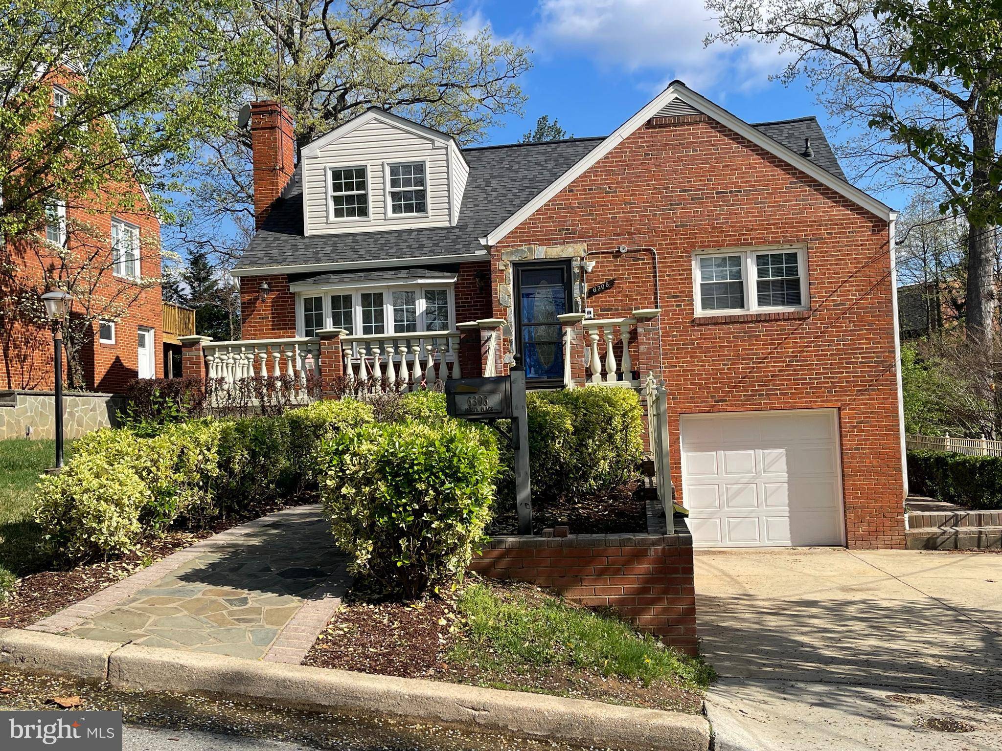 Cheverly, MD 20785,6308 JOSLYN PLACE #B