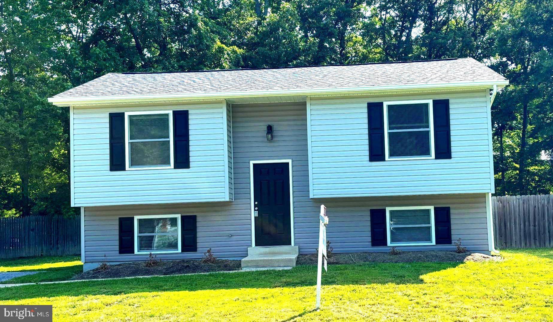 12820 TWIN OAK DR, Waldorf, MD 20601
