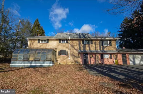 Bath, PA 18014,5792 SHADY LN