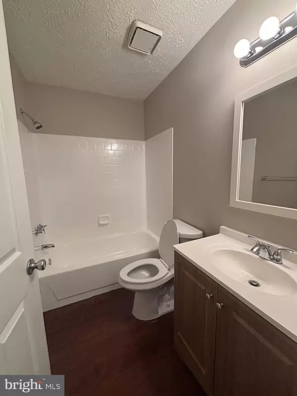 Waldorf, MD 20601,12725 BAR OAK DR