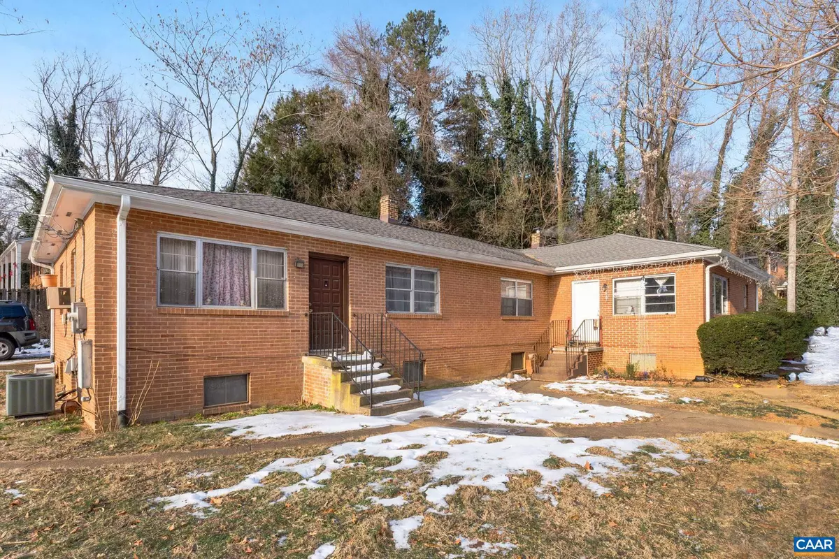 Charlottesville, VA 22901,2301 NORTH BERKSHIRE RD #A AND B