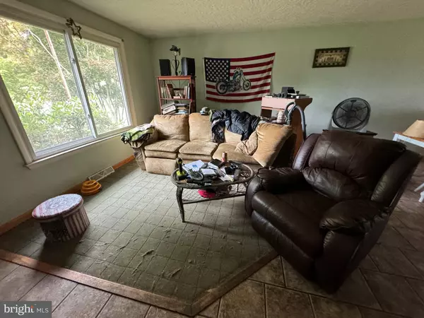 Spring Grove, PA 17362,1941 CEDAR DR