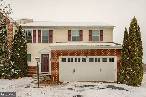 Seven Valleys, PA 17360,928 COUGAR POINTE CIR