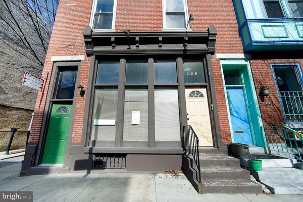 Philadelphia, PA 19123,443 FAIRMOUNT AVE #C