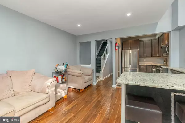 Baltimore, MD 21201,831 W LOMBARD ST W