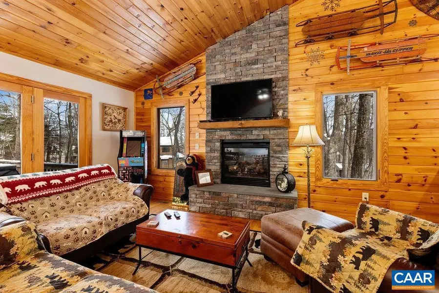 25 DEVILS BEND, Wintergreen Resort, VA 22967