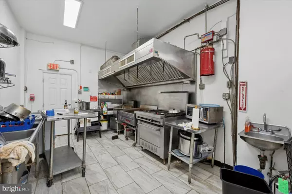 Philadelphia, PA 19151,6028 LANSDOWNE AVE