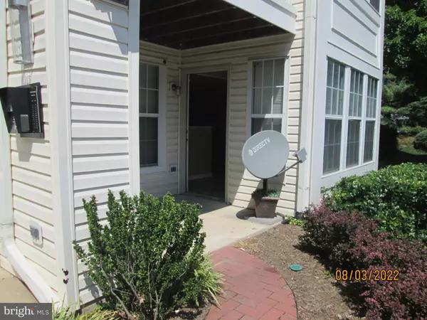 Alexandria, VA 22306,7528 COXTON CT #100