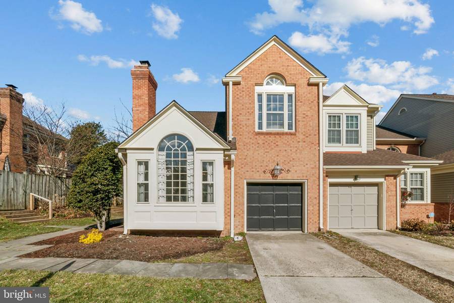 5908 SANDBROOK CT, Alexandria, VA 22307