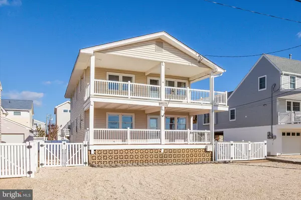 327 N 1ST ST, Surf City, NJ 08008