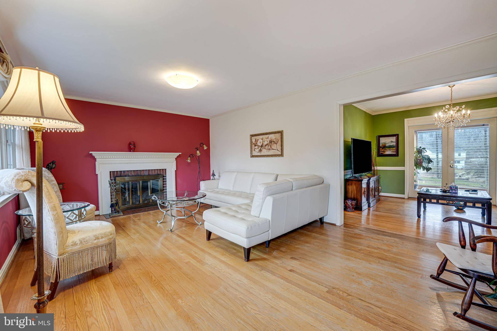 Vienna, VA 22180,8600 LOCUST DR