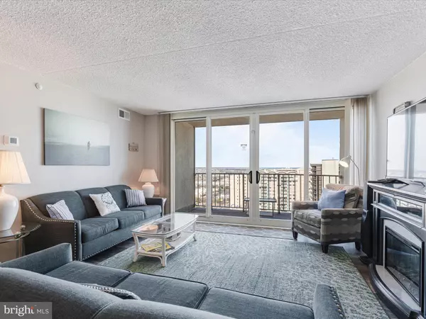 Ocean City, MD 21842,10700 COASTAL HWY #QUAY 2401