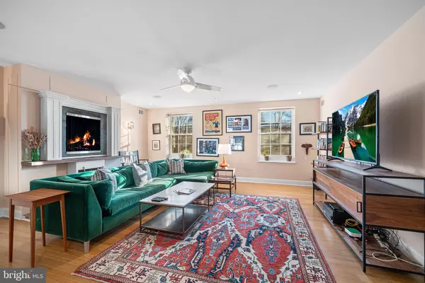 Philadelphia, PA 19107,1023 CLINTON ST #306