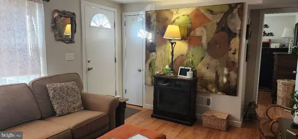 Manahawkin, NJ 08050,44 MARK DR