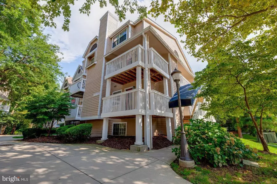 10805 HAMPTON MILL TER #120, Rockville, MD 20852