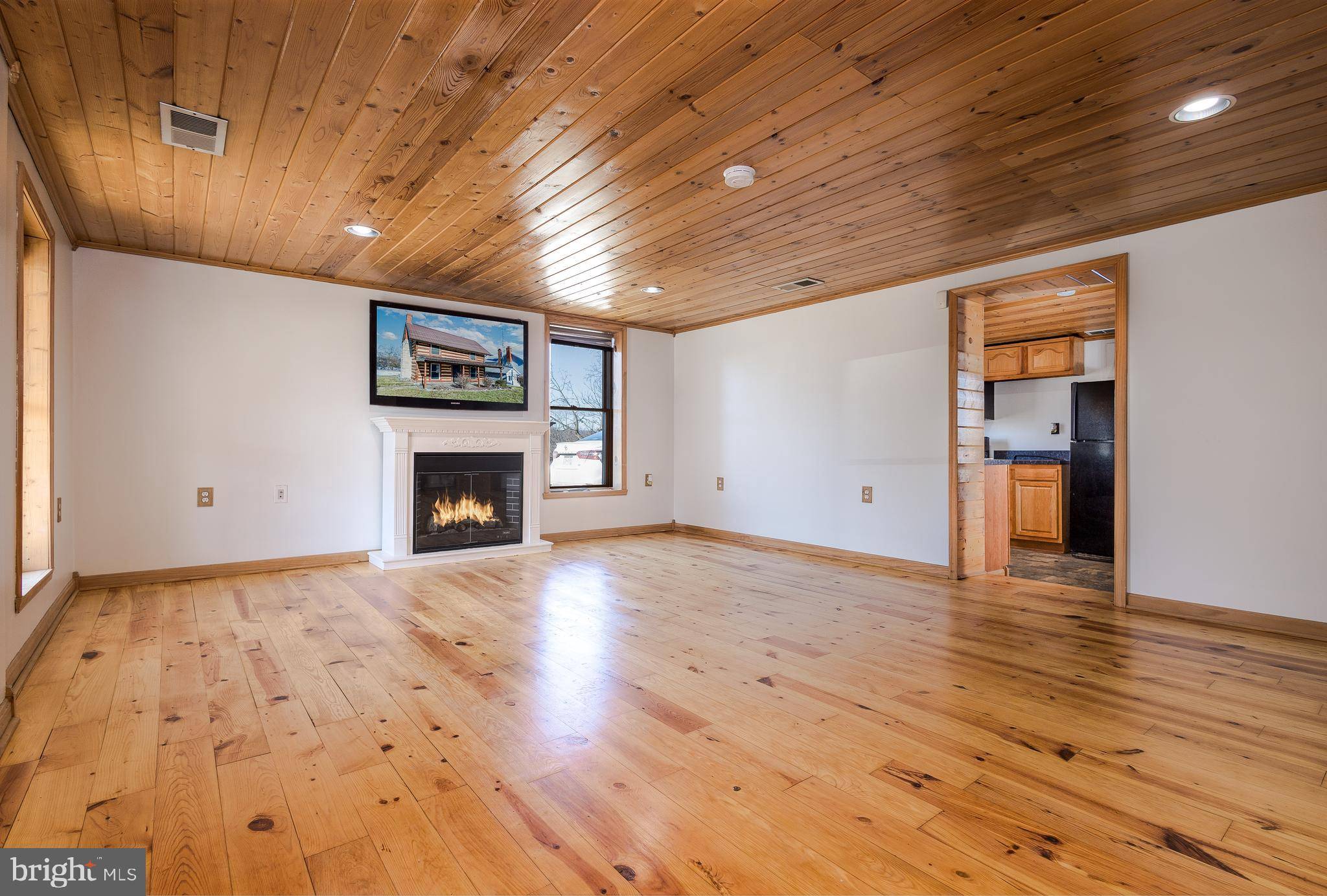 Bunker Hill, WV 25413,36 RUNNYMEADE RD