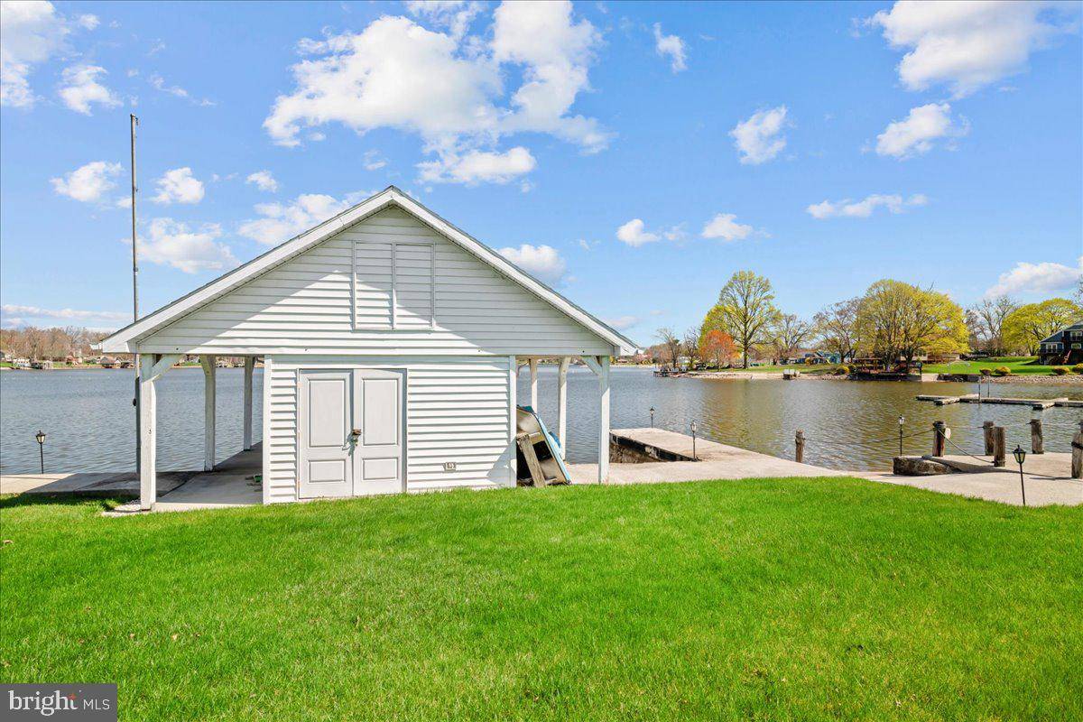 East Berlin, PA 17316,382 LAKE MEADE DR