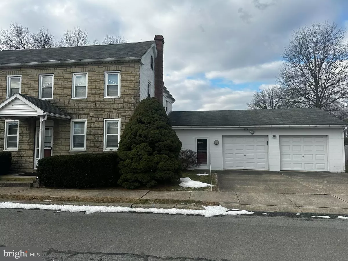 Bainbridge, PA 17502,324 N 2ND ST