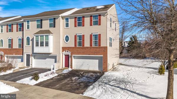 346 WAGON WHEEL LN, Hockessin, DE 19707