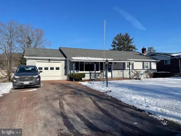 334 SUMMIT DR,  Lewistown,  PA 17044