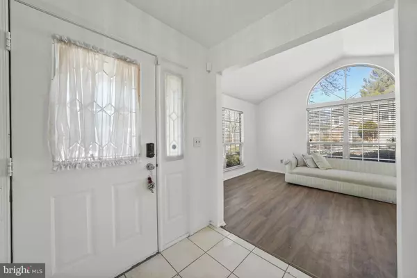 222 LEARNINGTON WAY Somerset, NJ 08873