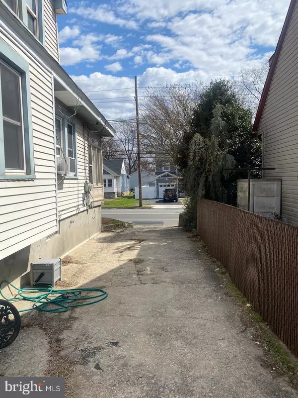 National Park, NJ 08063,207 S GROVE AVE