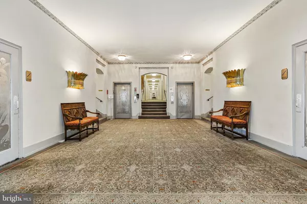 Washington, DC 20016,3900 CATHEDRAL AVE NW #301A