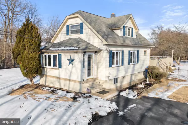 835 CORNELL AVE, Maple Shade, NJ 08052