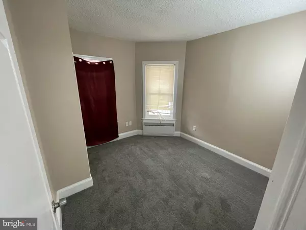 Trenton, NJ 08609,18 MCKINLEY AVE