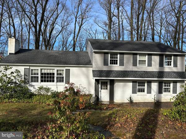 579 WESTWOOD DR, Downingtown, PA 19335