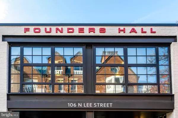 106 N LEE ST #202, Alexandria, VA 22314