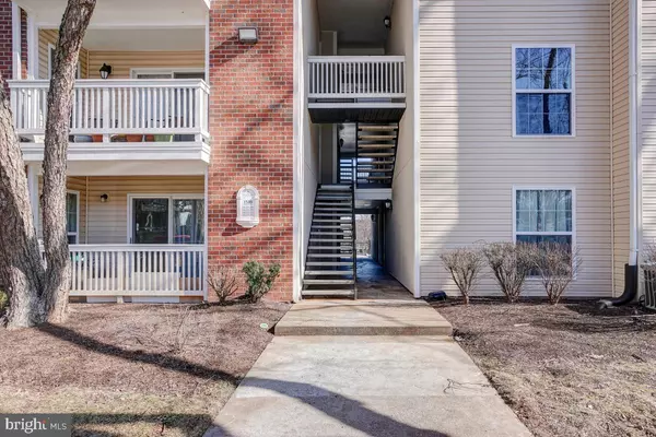 1539 LINCOLN WAY #202B, Mclean, VA 22102