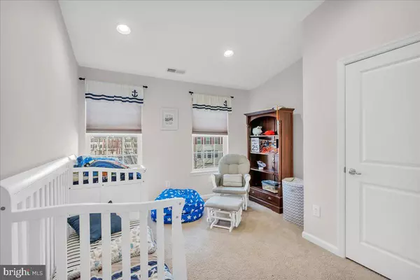 214 NATHAN Cinnaminson, NJ 08077