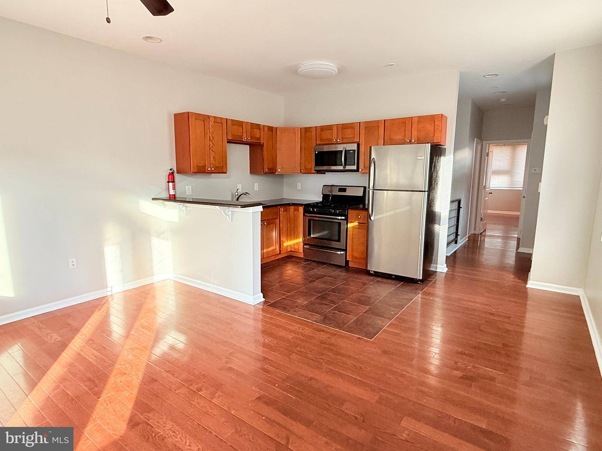 Philadelphia, PA 19146,1800 REED ST