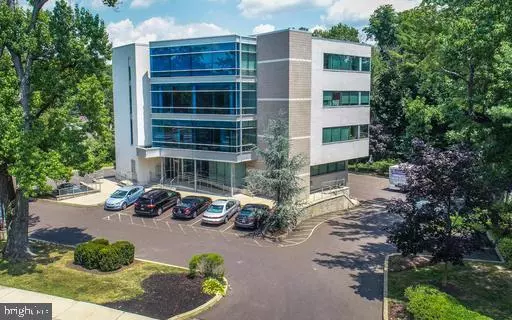 1021 OLD YORK RD, Abington, PA 19001