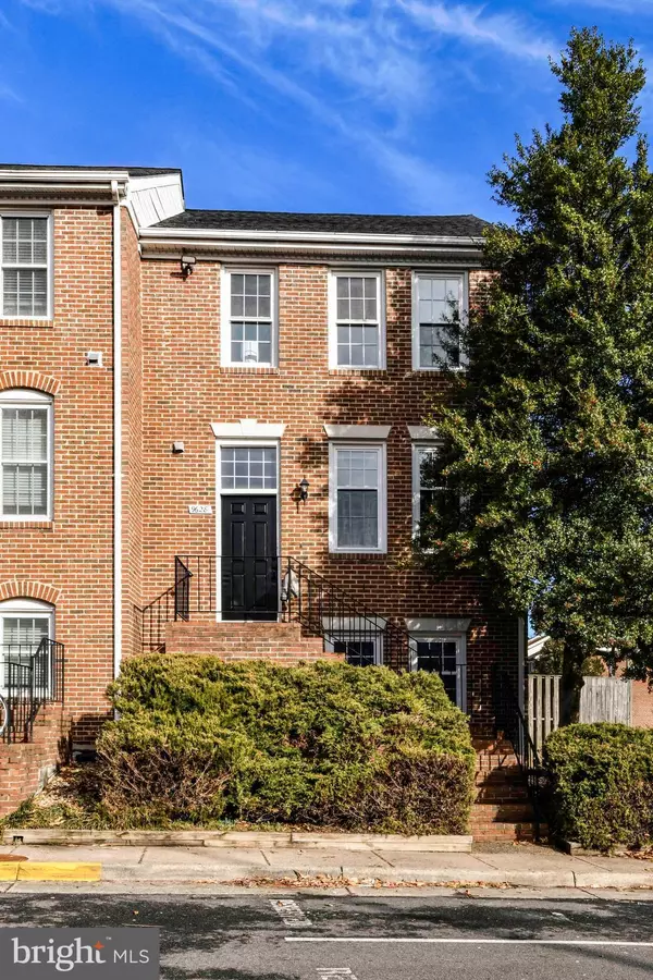 Vienna, VA 22181,9628 SUTTON GREEN CT