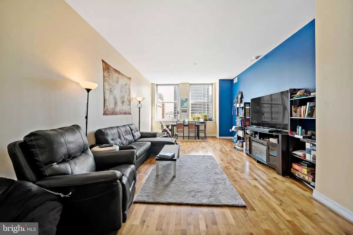 Philadelphia, PA 19103,1600 ARCH ST #820