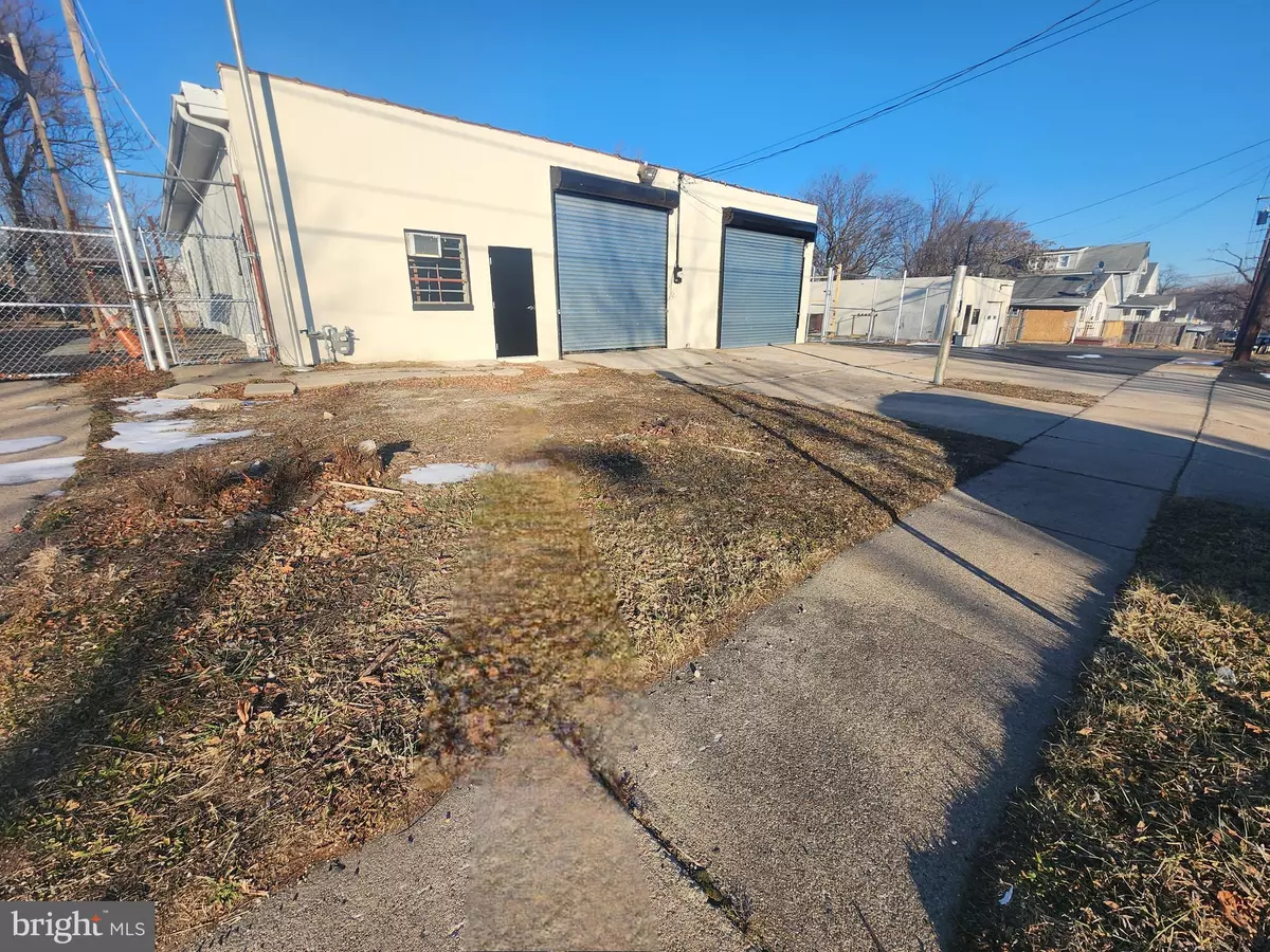 Ewing, NJ 08638,325 STOKES AVE #325,327,359