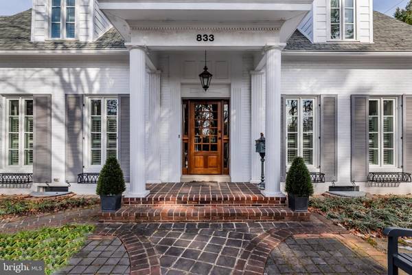 Carlisle, PA 17013,833 WALNUT LN