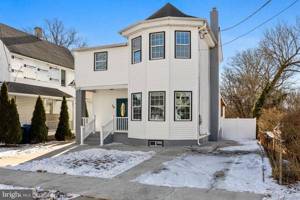 34 SPRUCE ST, Cherry Hill, NJ 08002