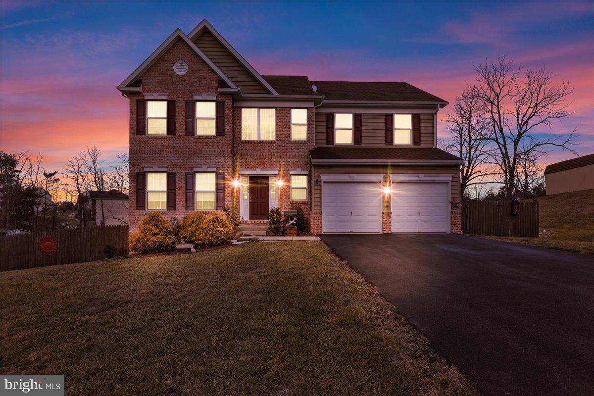 Douglassville, PA 19518,142 PINE LN