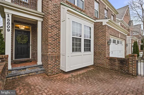 Falls Church, VA 22041,5809 FALLS GATE CT