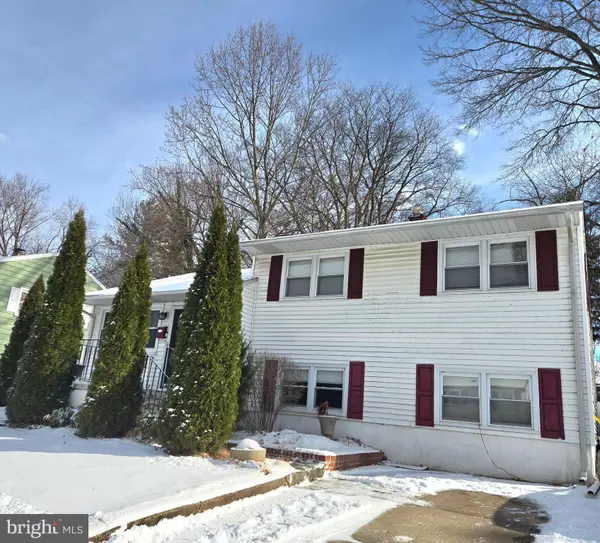 1037 WAGONER DR, Wilmington, DE 19805