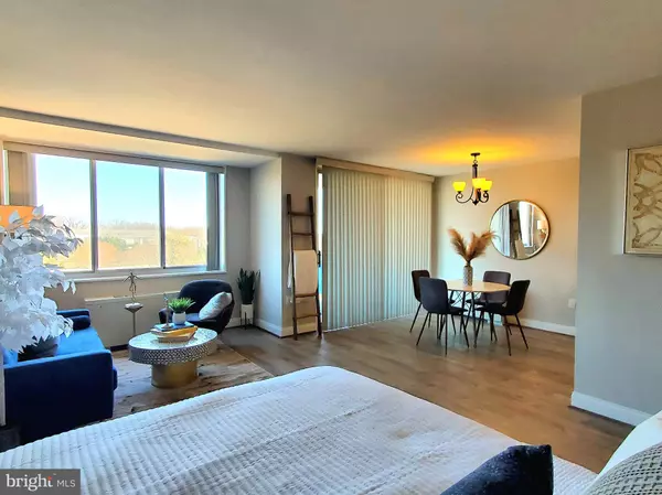 10401 GROSVENOR PL #719, Rockville, MD 20852