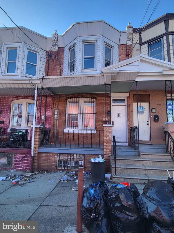 4904 N FRONT ST, Philadelphia, PA 19120