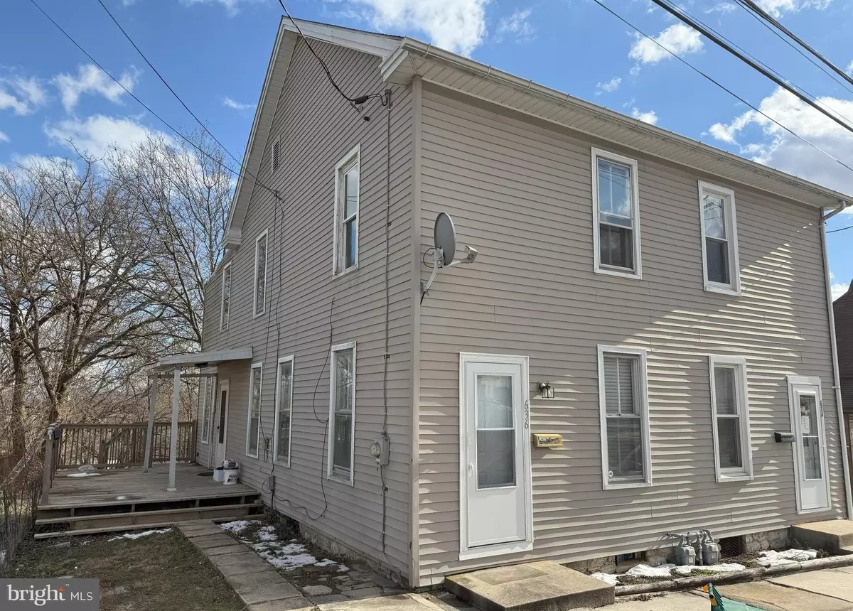 Chambersburg, PA 17201,636 PLEASANT STREET #2