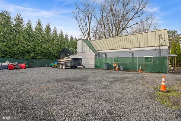 Hopewell, NJ 08525,53 SOMERSET ST