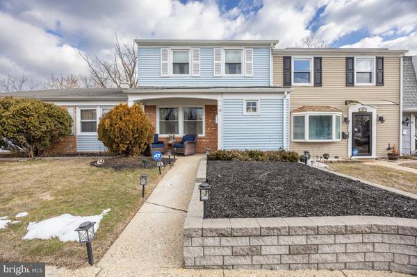 16 RAMBLER CT, Willingboro, NJ 08046