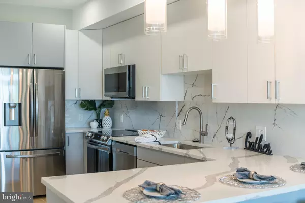 Philadelphia, PA 19125,700 MOYER ST #103