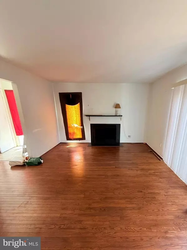 Columbia, MD 21045,7358 BROKEN STAFF